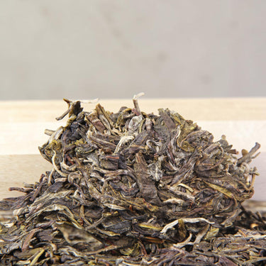 Pu-erh raw cake Bu-Lang