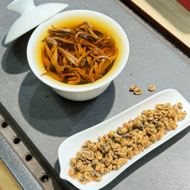 Yunnan Golden Snail | Dian Hong Chinese Black Tea