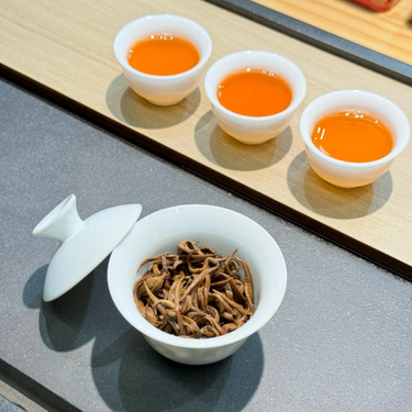 Yunnan Golden Snail | Dian Hong Chinese Black Tea