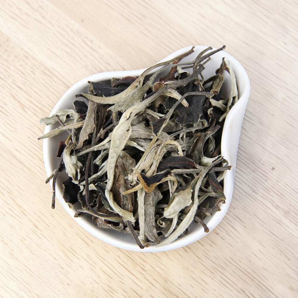 Loose Pu-erh tea Yue Guang Bai (raw)