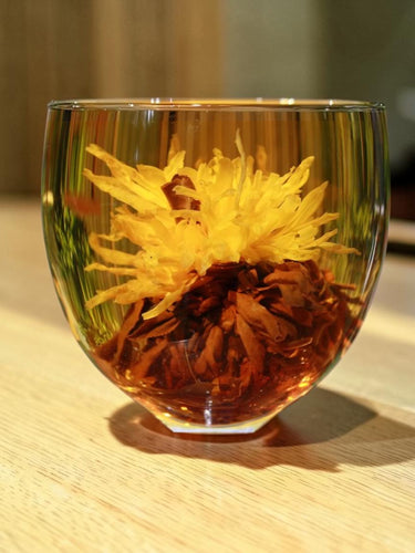 Chrysanthemum black tea
