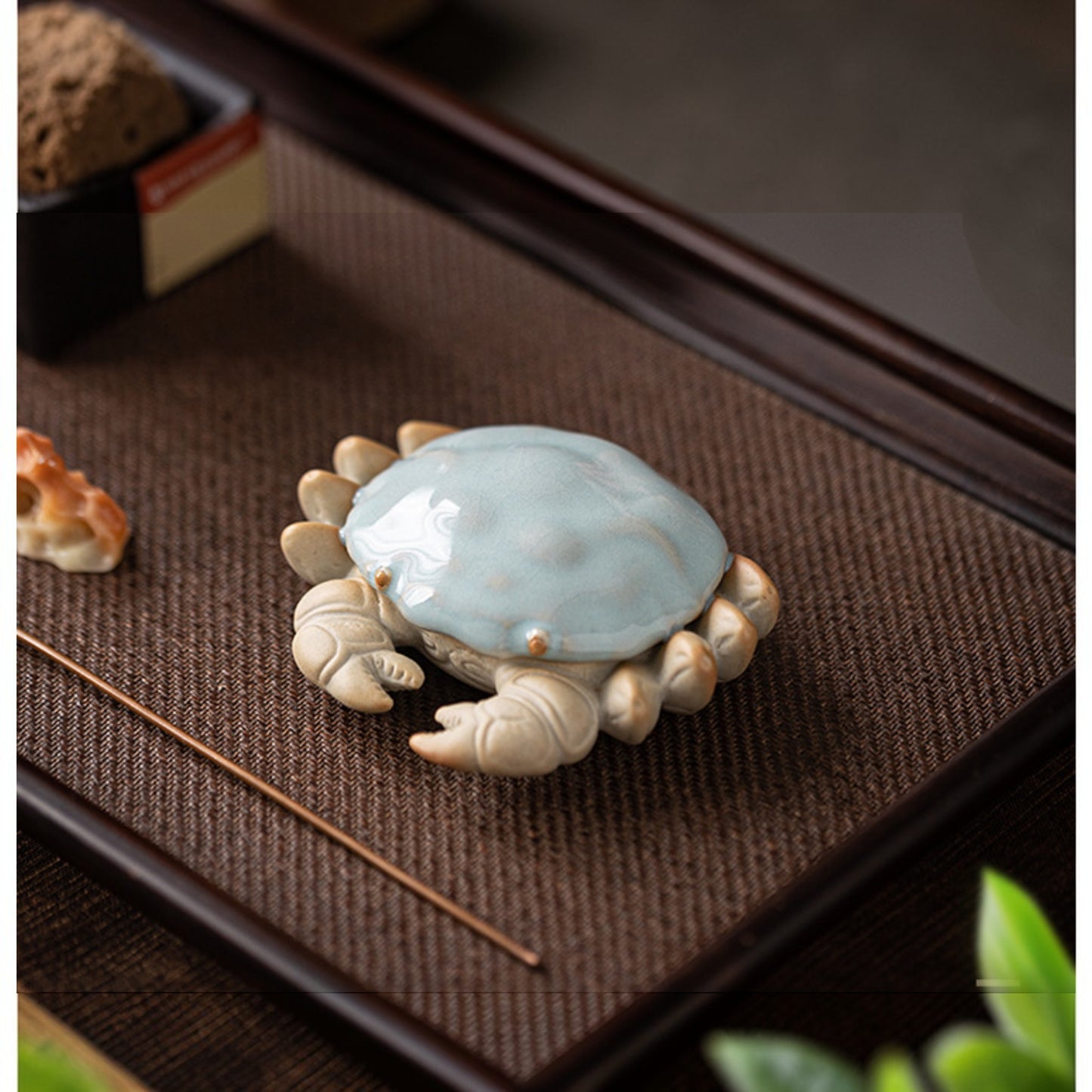 Ru Kiln Crab Tea Pet & Teapot Lid Holder