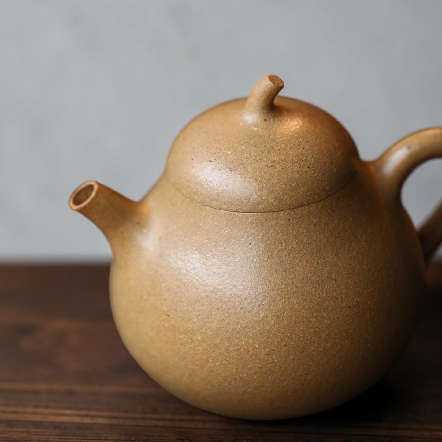 Yixing Zisha Teapot Eggplant (Duan Ni) -190ml