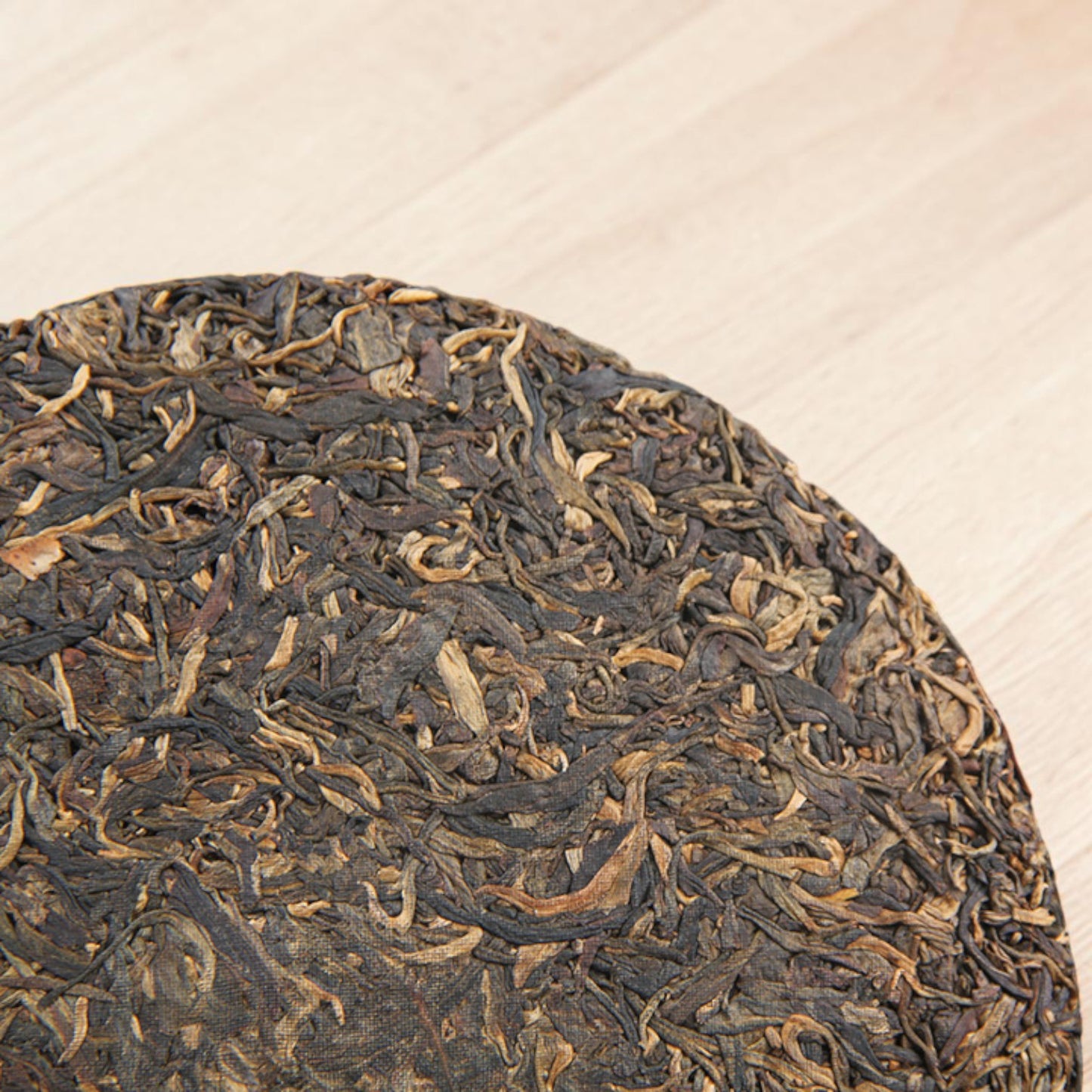 Pu-erh tea premium cake - raw (400g)-2006