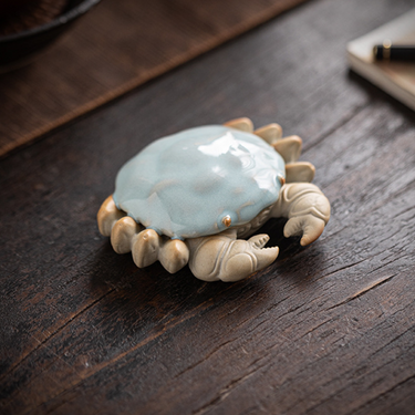 Ru Kiln Crab Tea Pet & Teapot Lid Holder