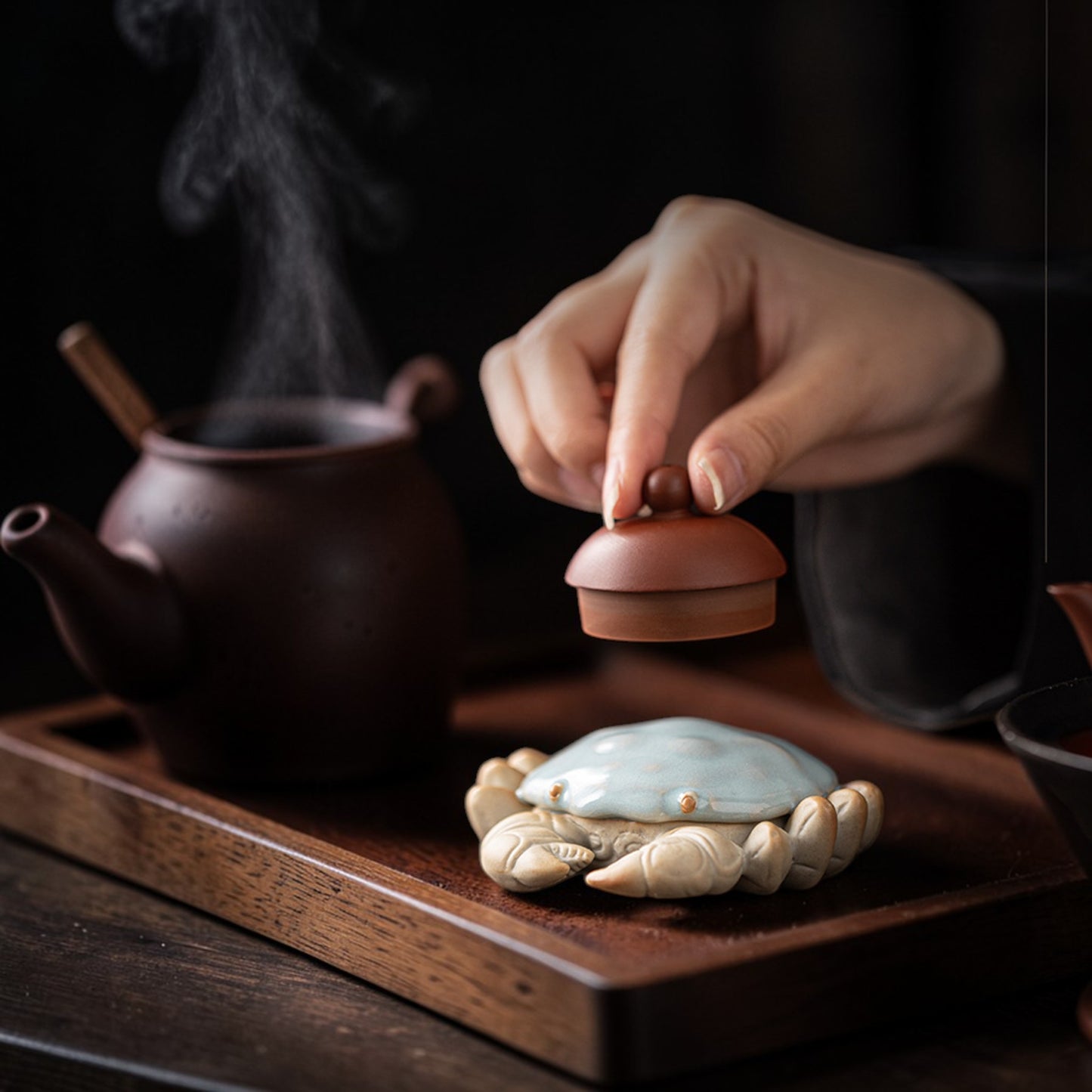 Ru Kiln Crab Tea Pet & Teapot Lid Holder
