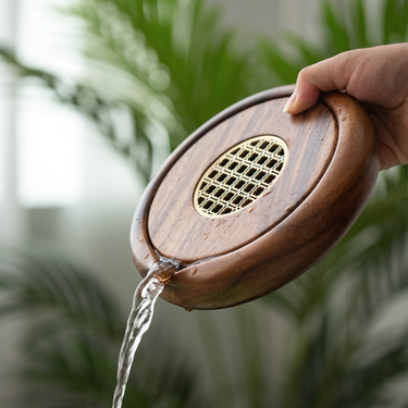 Zisha Teapot Tray- Walnut Round