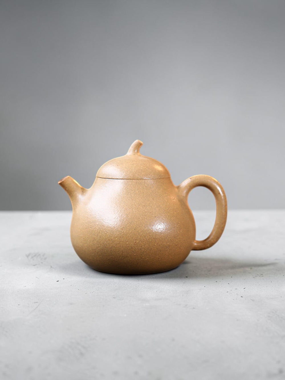 Yixing Zisha Teapot Eggplant (Duan Ni) -190ml