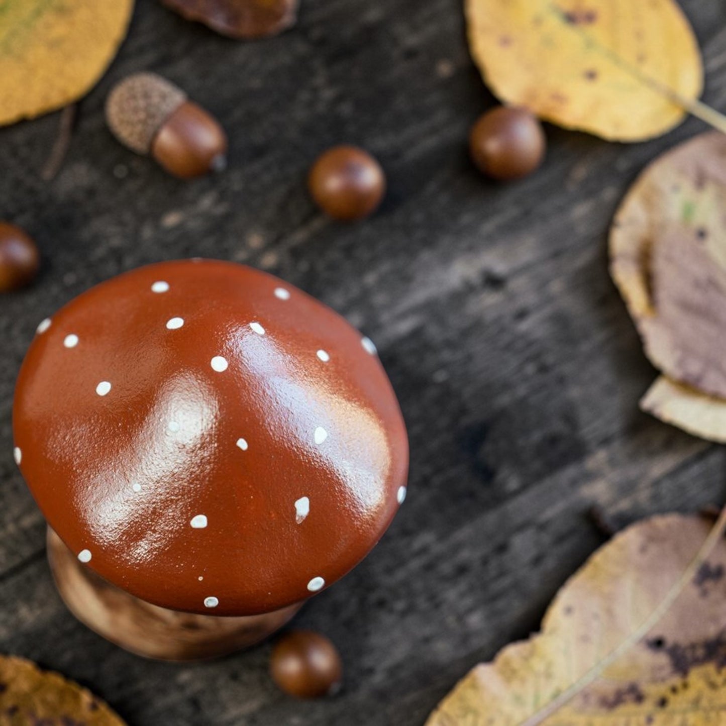 Realistic Red Mushroom ZiSha Tea Pet Lid Holder