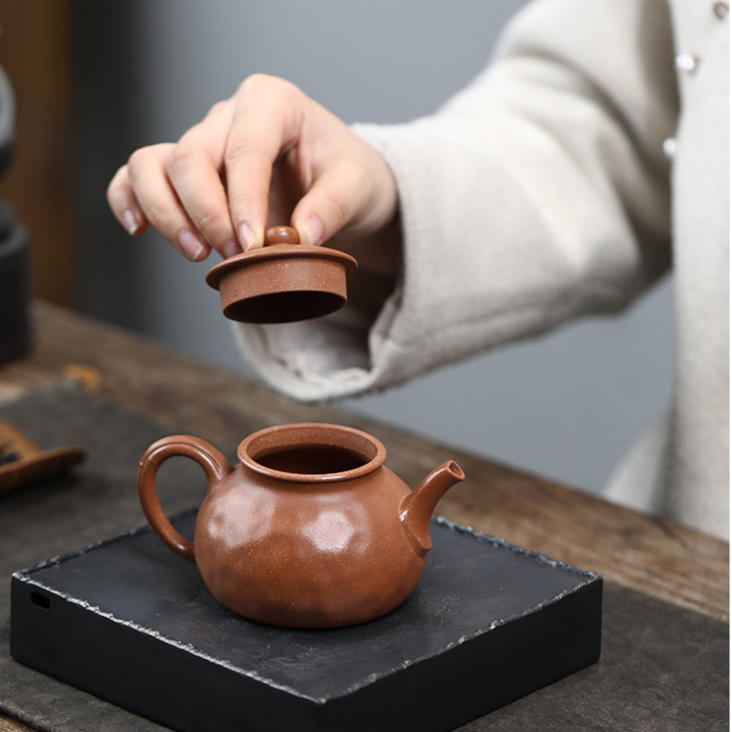 Yixing Zisha Teapot Money Bag-180ml