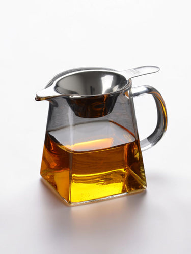 Glass Cha Hai (Fairness Cup) with strainer