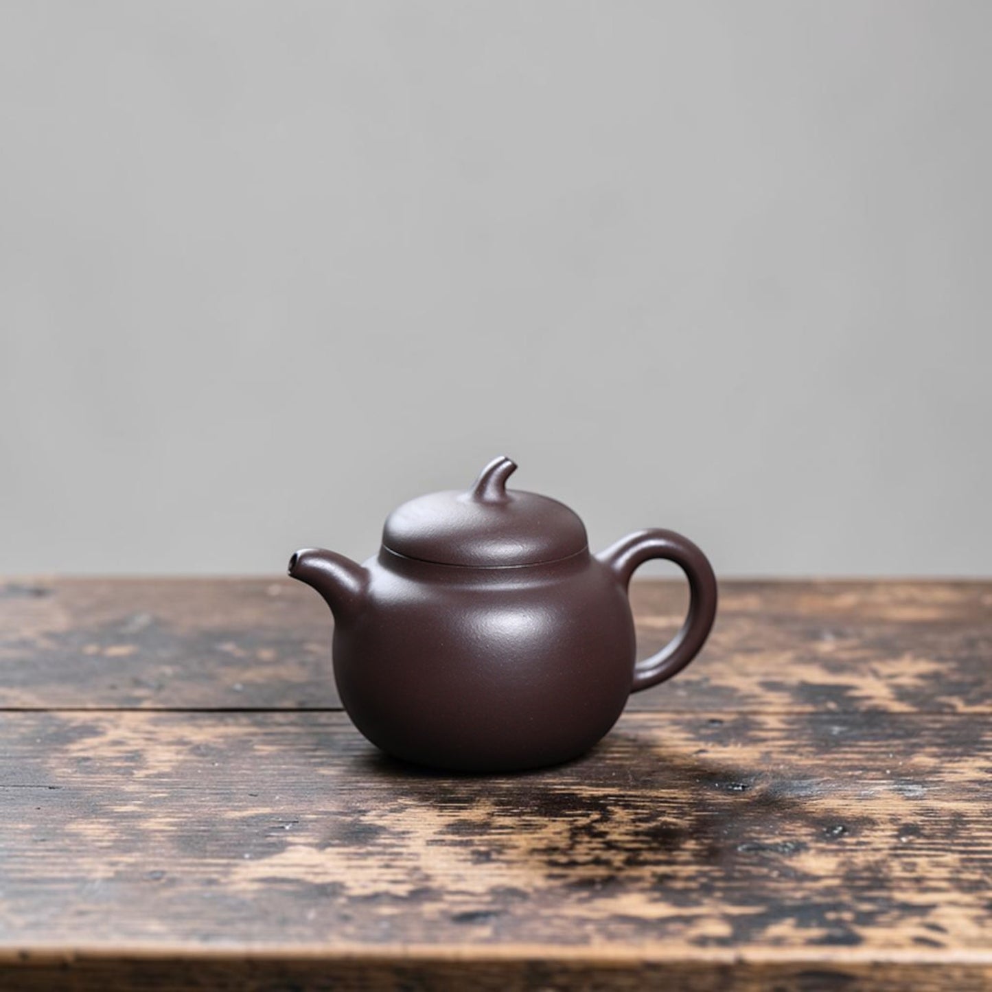 Yixing Zisha Teapot Eggplant (Purple Clay)-190ml