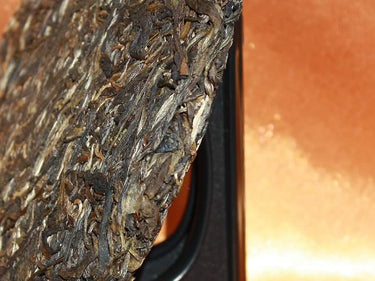 Pu-erh raw cake Bu-Lang