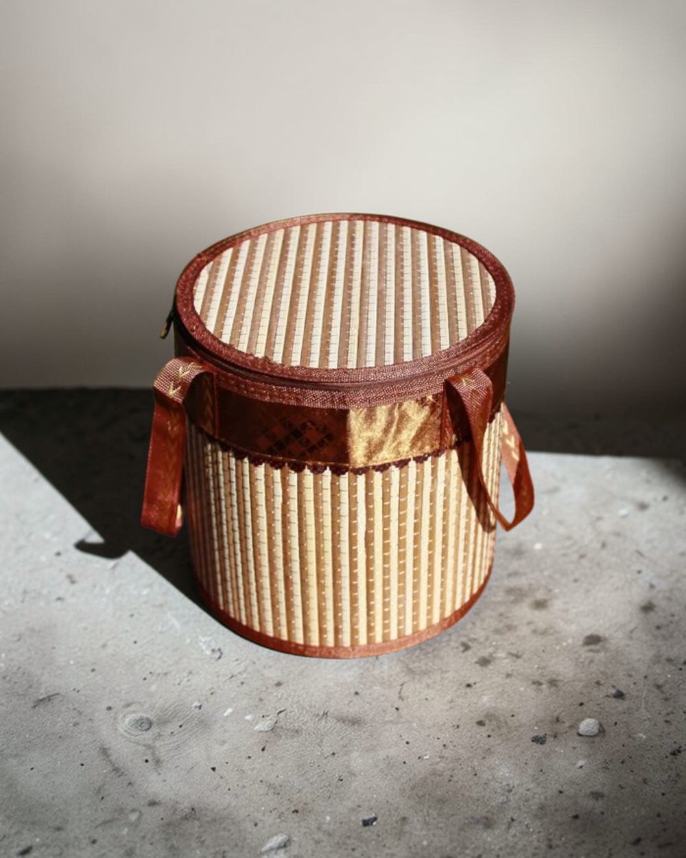 Pu-erh cake storage basket