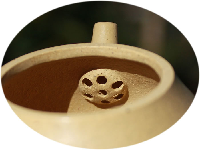 Yixing Zisha teapot mini pear