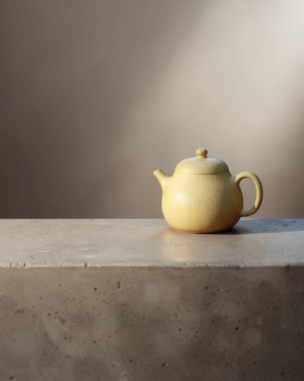 Yixing Zisha teapot mini pear