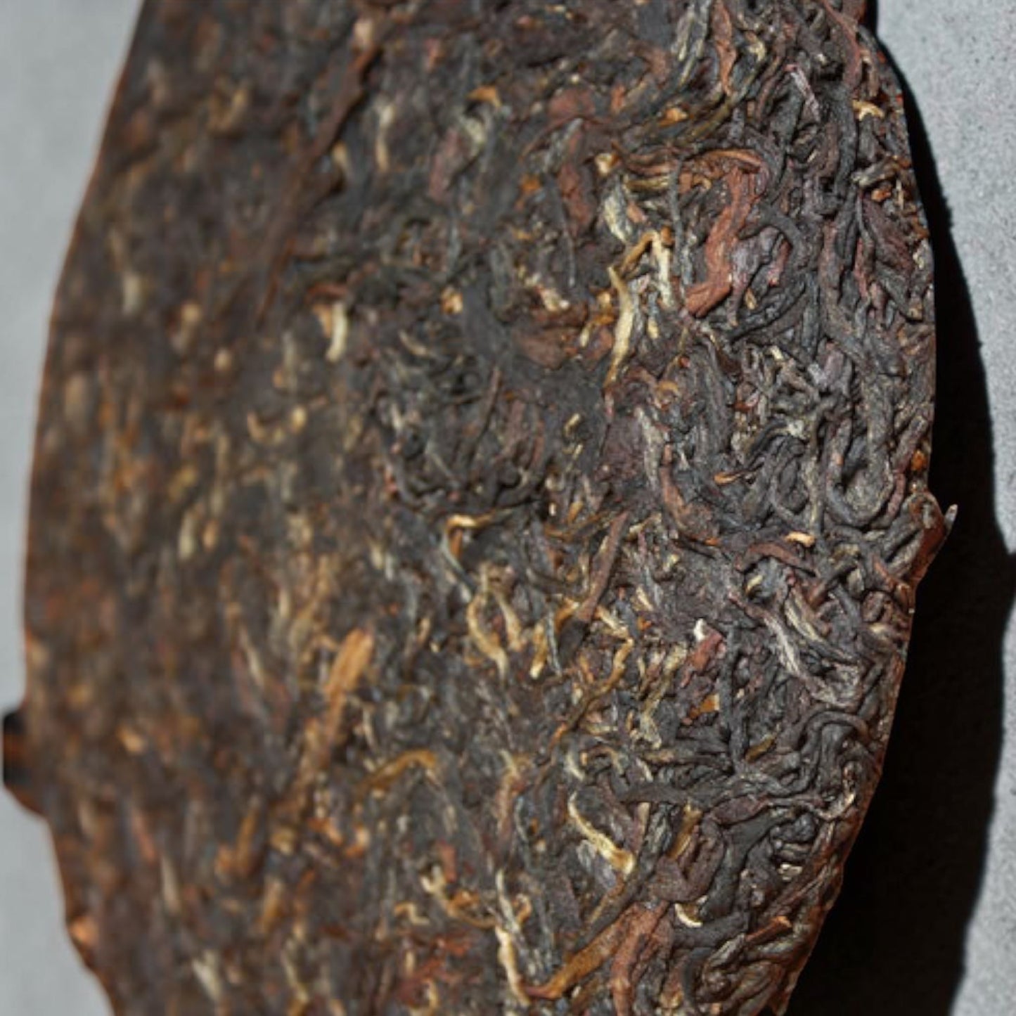 Dian Hong Gu Shu black tea cake 2017-357g