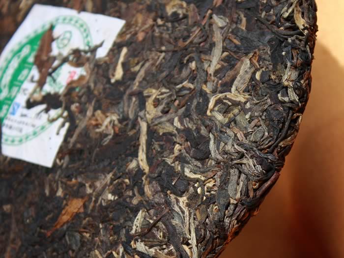Pu-erh raw cake Bang Dong-2007
