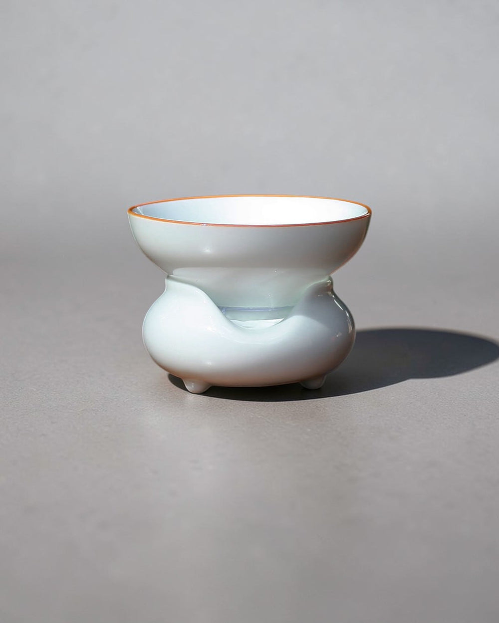 Tea strainer with holder ceramic A